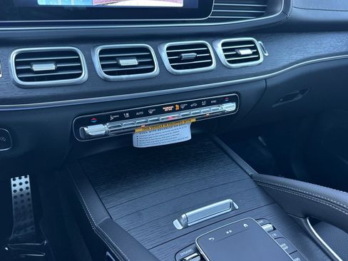 New 2026 Mercedes-Benz GLS 450 GLS 450 image 17