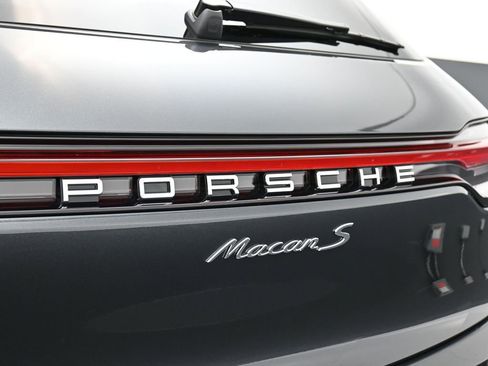 New 2026 Porsche Macan S AWD/4WD image 14
