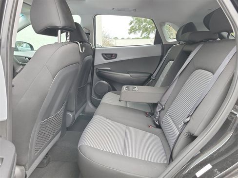 Used 2018 Hyundai Kona SEL image 10