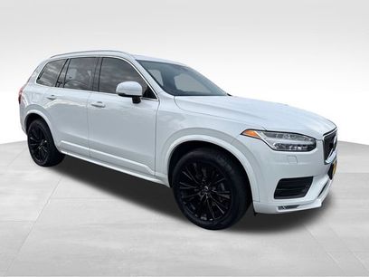 Used 2021 Volvo XC90 T6 Momentum w/ Climate Package