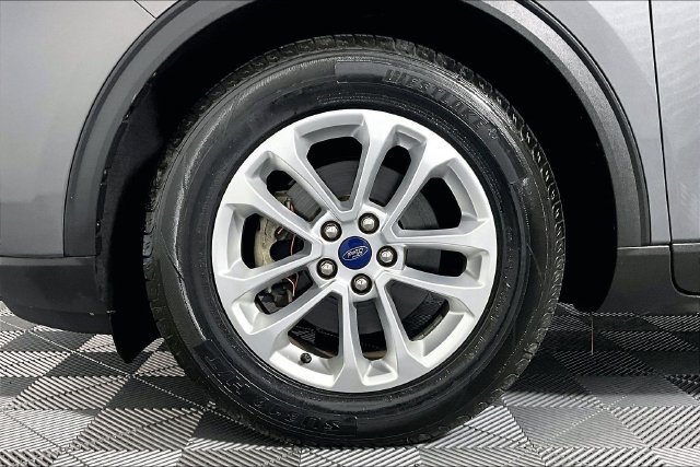 Used 2022 Ford Escape SE FWD image 11