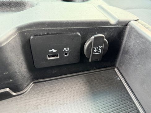 Used 2017 RAM 1500 Classic SLT image 27