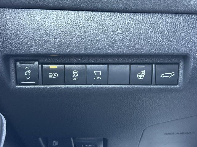 Used 2021 Toyota Venza Limited AWD/4WD image 22