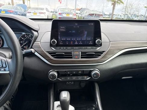 Used 2023 Nissan Altima 2.5 SV image 20