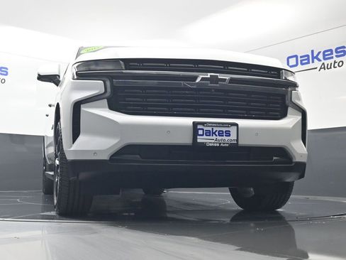 Used 2022 Chevrolet Suburban RST w/ Sport Performance Package AWD/4WD image 42