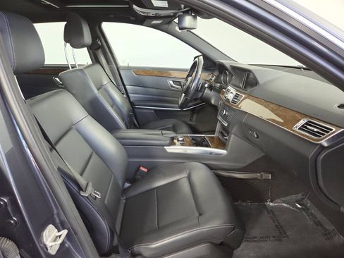 Used 2016 Mercedes-Benz E 350 4MATIC Sedan image 28