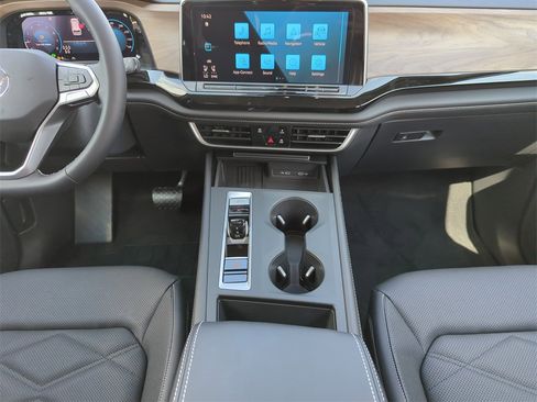 New 2026 Volkswagen Atlas SE image 22