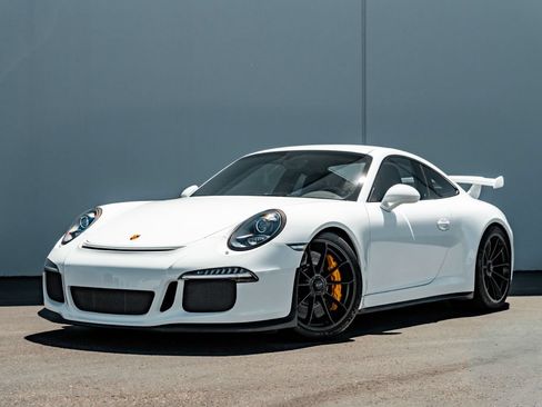 Used 2014 Porsche 911 GT3 RWD image 11