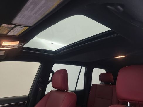 Used 2023 Lexus GX 460 Premium image 42