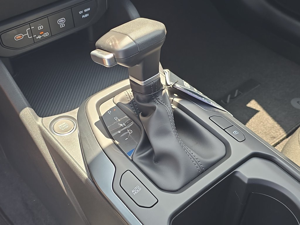 New 2026 Kia K4 FWD image 25