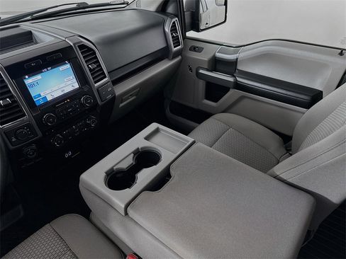 Used 2016 Ford F150 XLT w/ Equipment Group 302A Luxury image 23