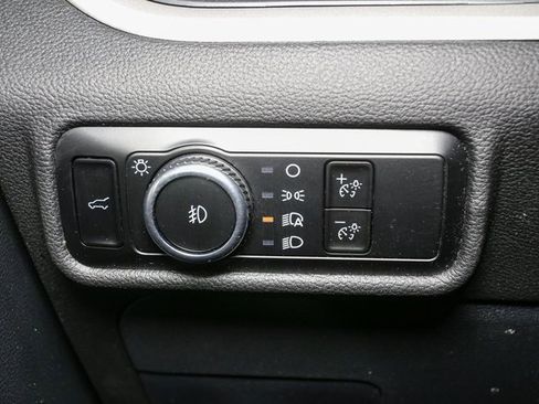 Used 2023 Ford Explorer XLT w/ Equipment Group 202A image 36