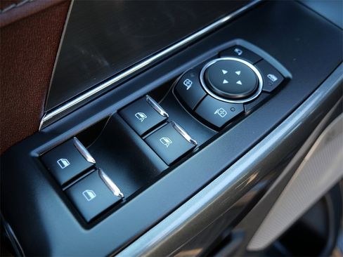 Certified 2023 Ford F150 Lariat w/ Equipment Group 502A High image 17