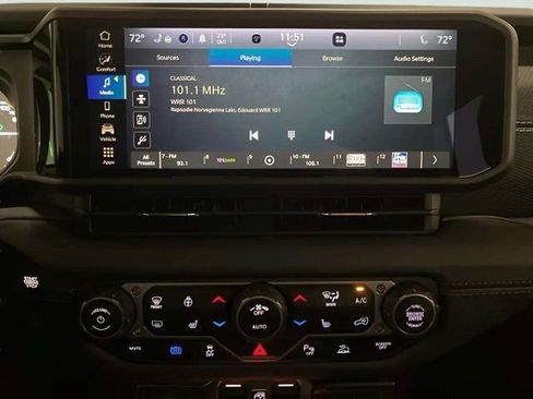 Used 2025 Jeep Wrangler Unlimited Rubicon 4xe w/ Safety Group image 60