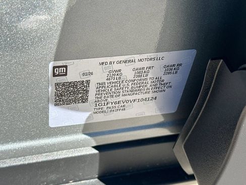 New 2027 Chevrolet Bolt LT w/ Comfort Package FWD image 28
