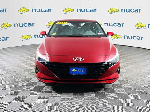 Used 2023 Hyundai Elantra SEL w/ Convenience Package FWD image 2