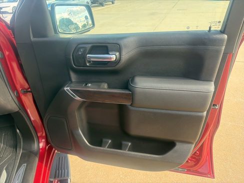 Used 2020 GMC Sierra 1500 SLT image 27