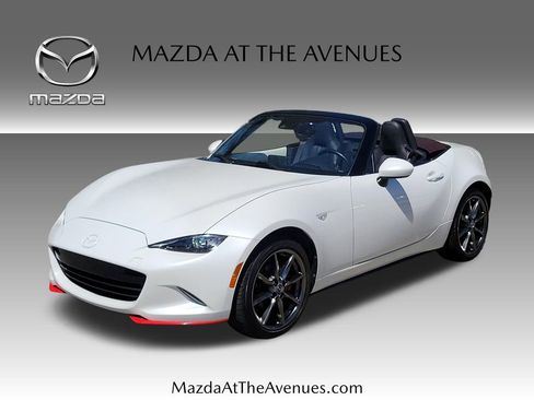 Used 2018 MAZDA MX-5 Miata Grand Touring image 1