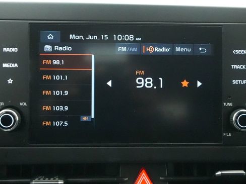 Used 2023 Kia Sportage LX AWD/4WD image 32