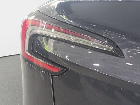 Used 2024 Tesla Model 3 Long Range AWD/4WD image 21