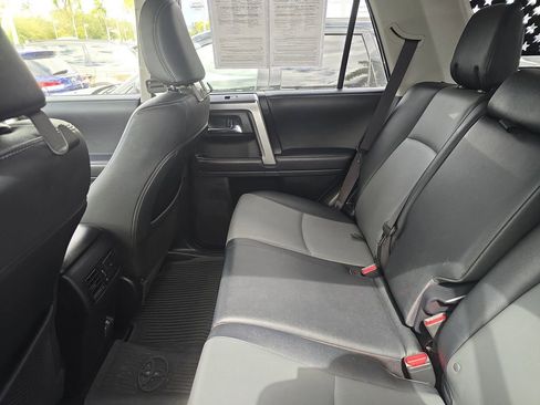 Used 2022 Toyota 4Runner SR5 Premium image 12