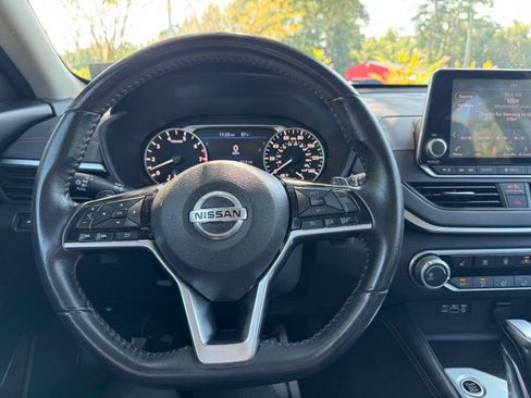 Used 2019 Nissan Altima 2.5 SR w/ SR Premium Package AWD/4WD image 24