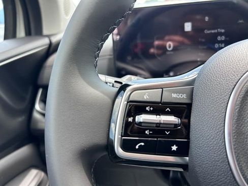 New 2026 Kia Carnival SX w/ SX Dark Edition Package FWD image 13