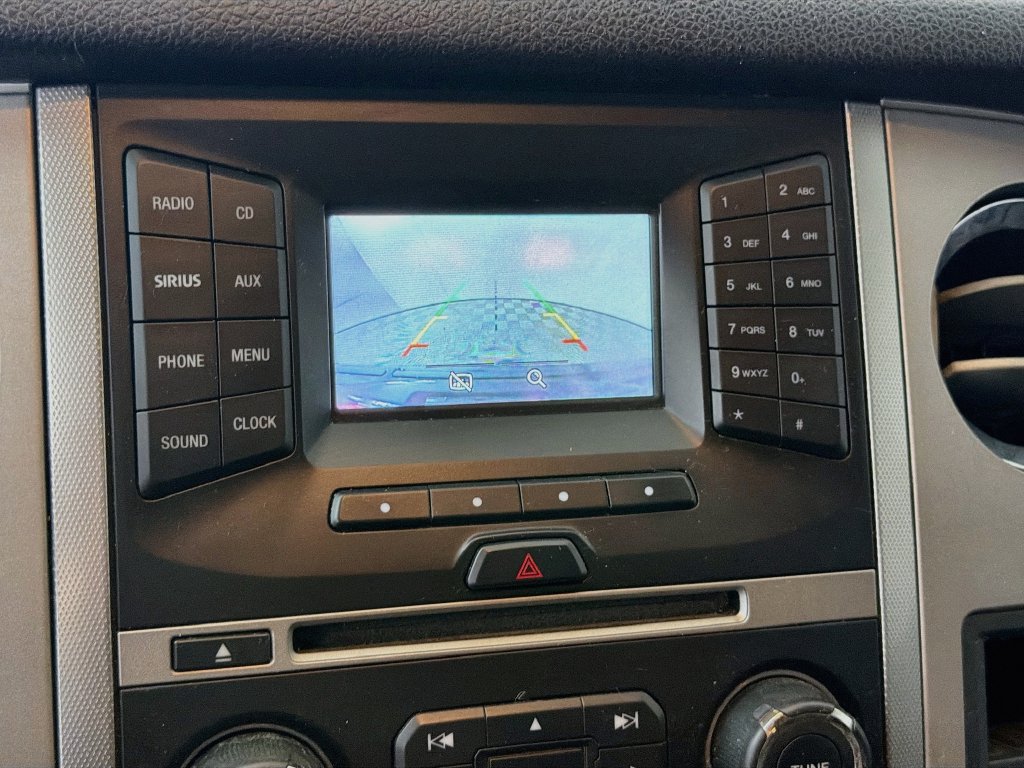 Used 2017 Ford Expedition XLT RWD image 18