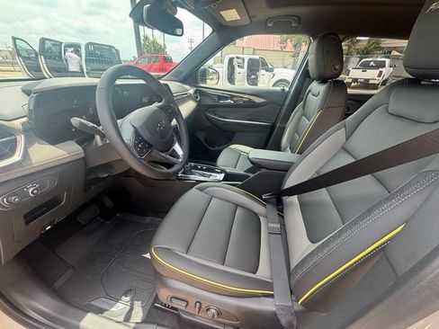 New 2026 Chevrolet TrailBlazer ACTIV w/ Convenience Package FWD image 11