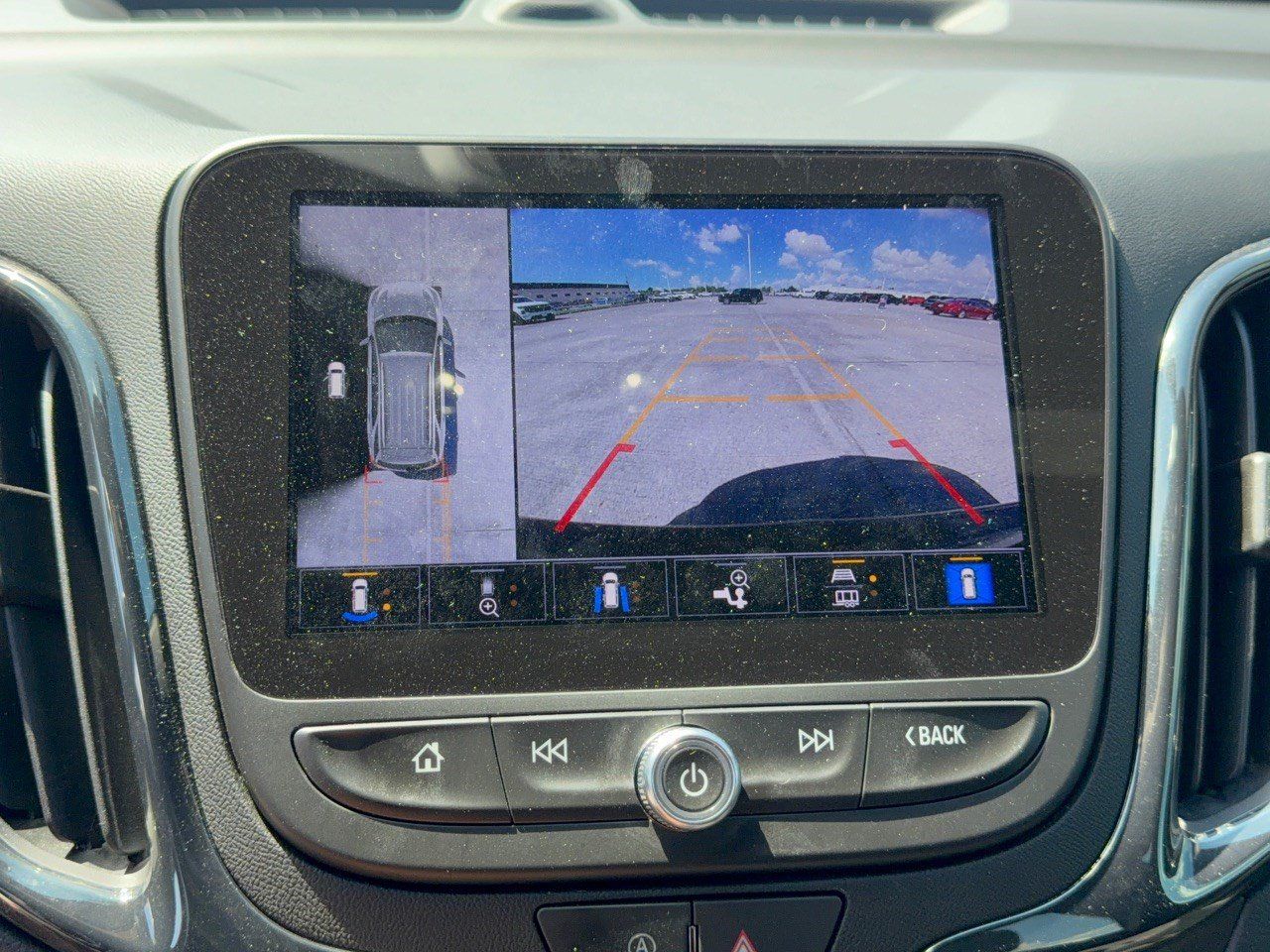 Used 2023 Chevrolet Equinox RS FWD image 24