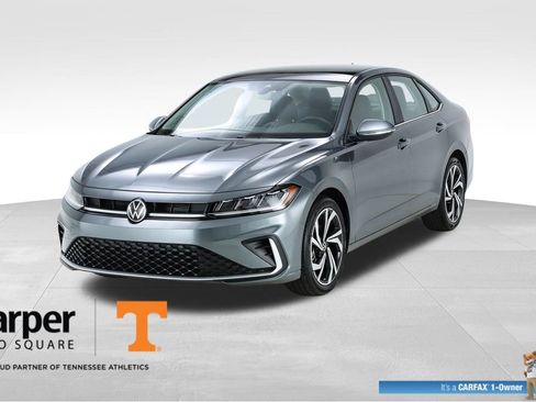Used 2025 Volkswagen Jetta SEL FWD image 1