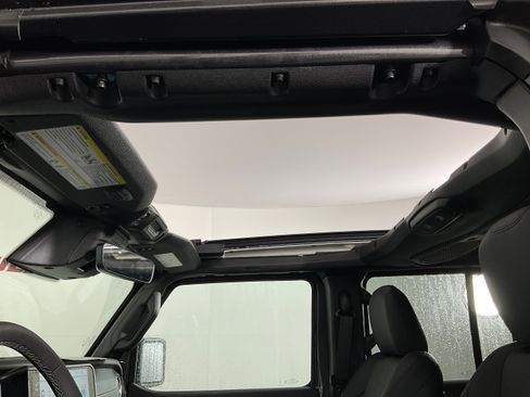 New 2026 Jeep Wrangler Unlimited Sahara image 18