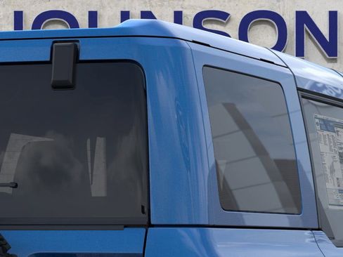 New 2025 Ford Bronco Badlands image 25