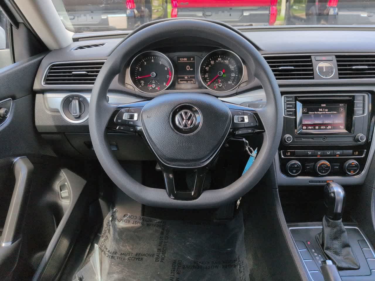Used 2017 Volkswagen Passat 1.8T S FWD image 15