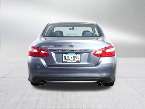 Used 2016 Nissan Altima 2.5 S w/ Power Driver Seat Package image 6