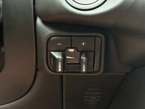 Used 2024 Dodge Durango GT image 31