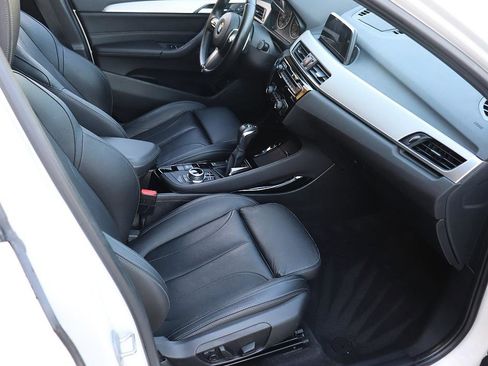 Used 2018 BMW X1 xDrive28i image 11