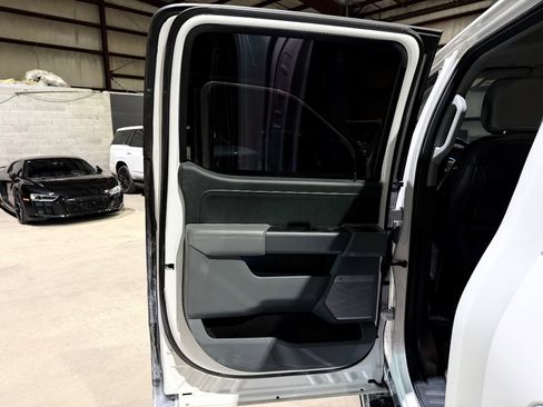 Used 2021 Ford F150 Lariat w/ Max Trailer Tow Package AWD/4WD image 15