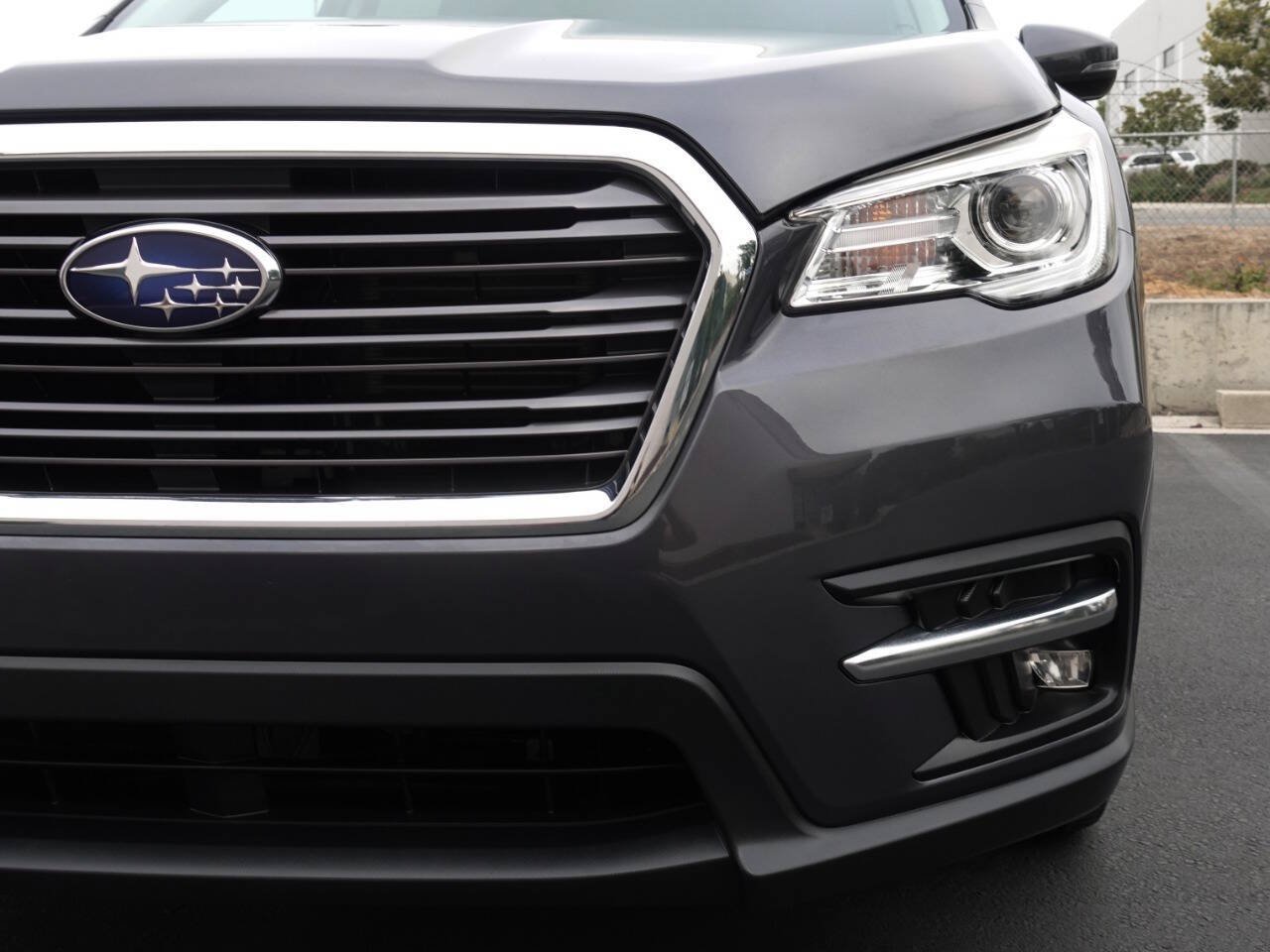 Used 2019 Subaru Ascent Limited w/ Popular Package #2 AWD/4WD image 5
