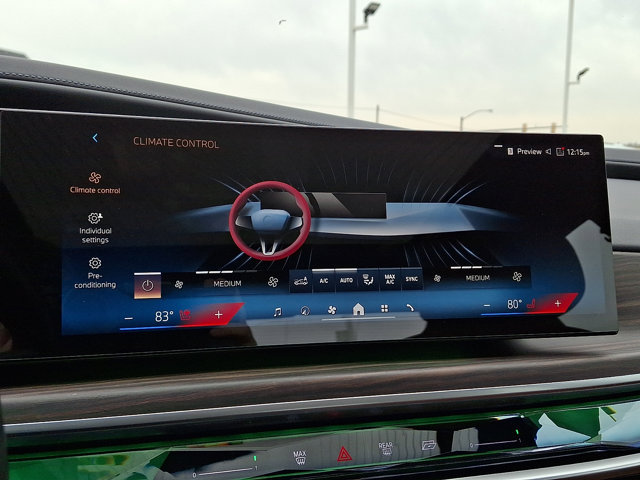 Certified 2023 BMW 760i xDrive AWD/4WD image 18