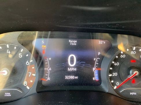 Used 2022 Jeep Compass Limited image 25