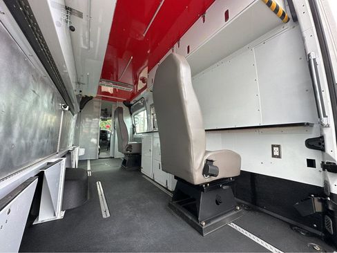 Used 2015 Mercedes-Benz Sprinter 3500 w/ Cargo Protection Package image 39