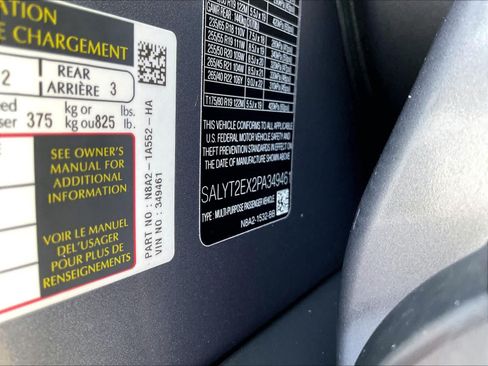 Used 2023 Land Rover Range Rover Velar R-Dynamic S AWD/4WD image 34