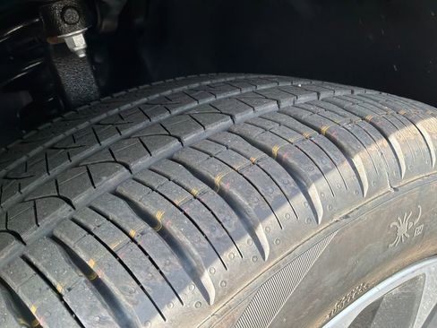 New 2026 Lincoln Aviator AWD w/ Jet Appearance Package image 21