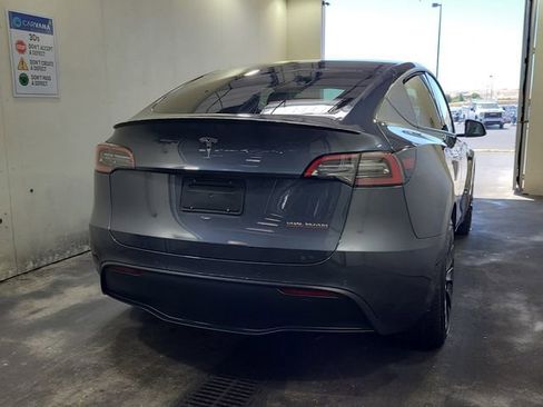 Used 2022 Tesla Model Y Performance AWD/4WD image 5