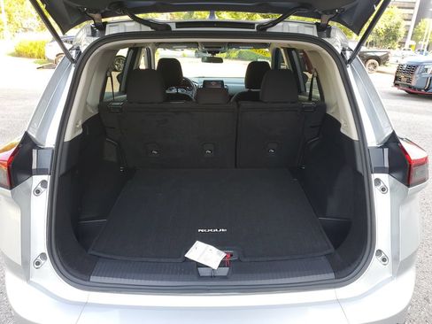 Certified 2025 Nissan Rogue S AWD/4WD image 7