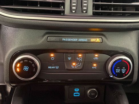 Used 2021 Ford Escape SE FWD image 13