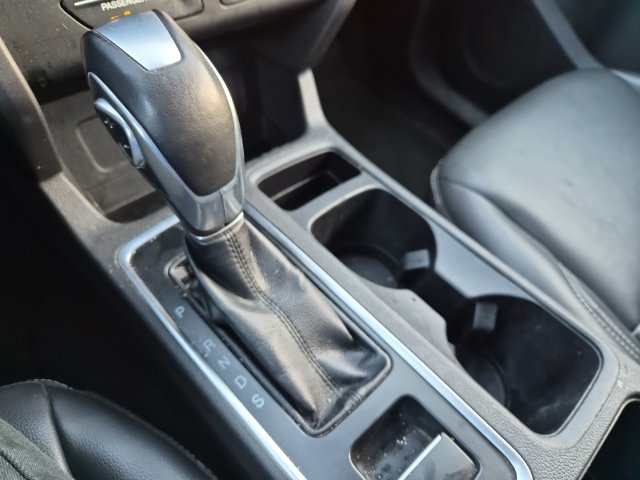 Used 2019 Ford Escape SEL AWD/4WD image 18