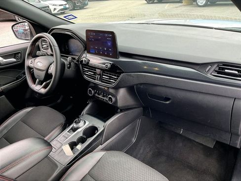Used 2025 Ford Escape ST-Line Select AWD/4WD image 13