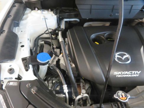 Used 2018 MAZDA CX-5 Touring FWD image 49